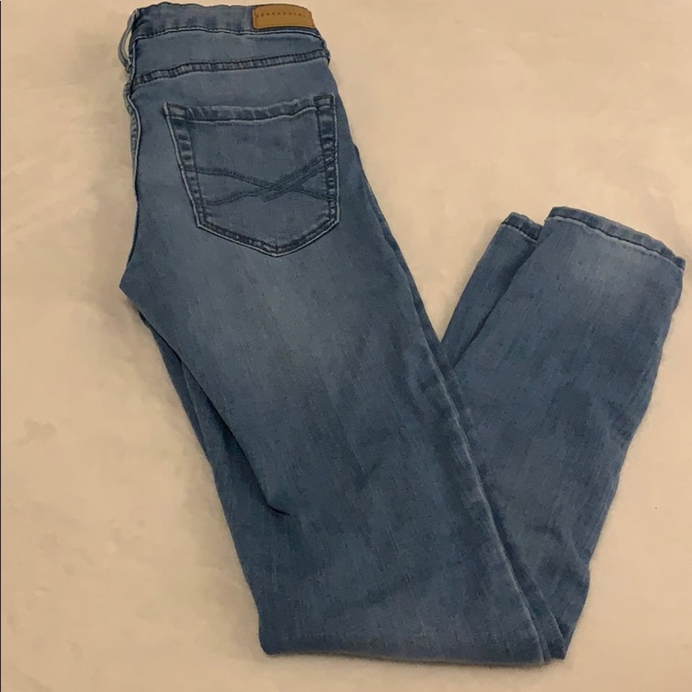 Aeropostale light wash jeans size00